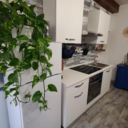 Apartment Maison Exotique - / Cinque Terre / Travel