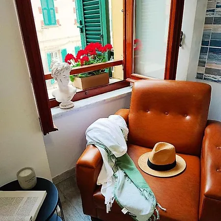 Maison Exotique - / Cinque Terre / Travel